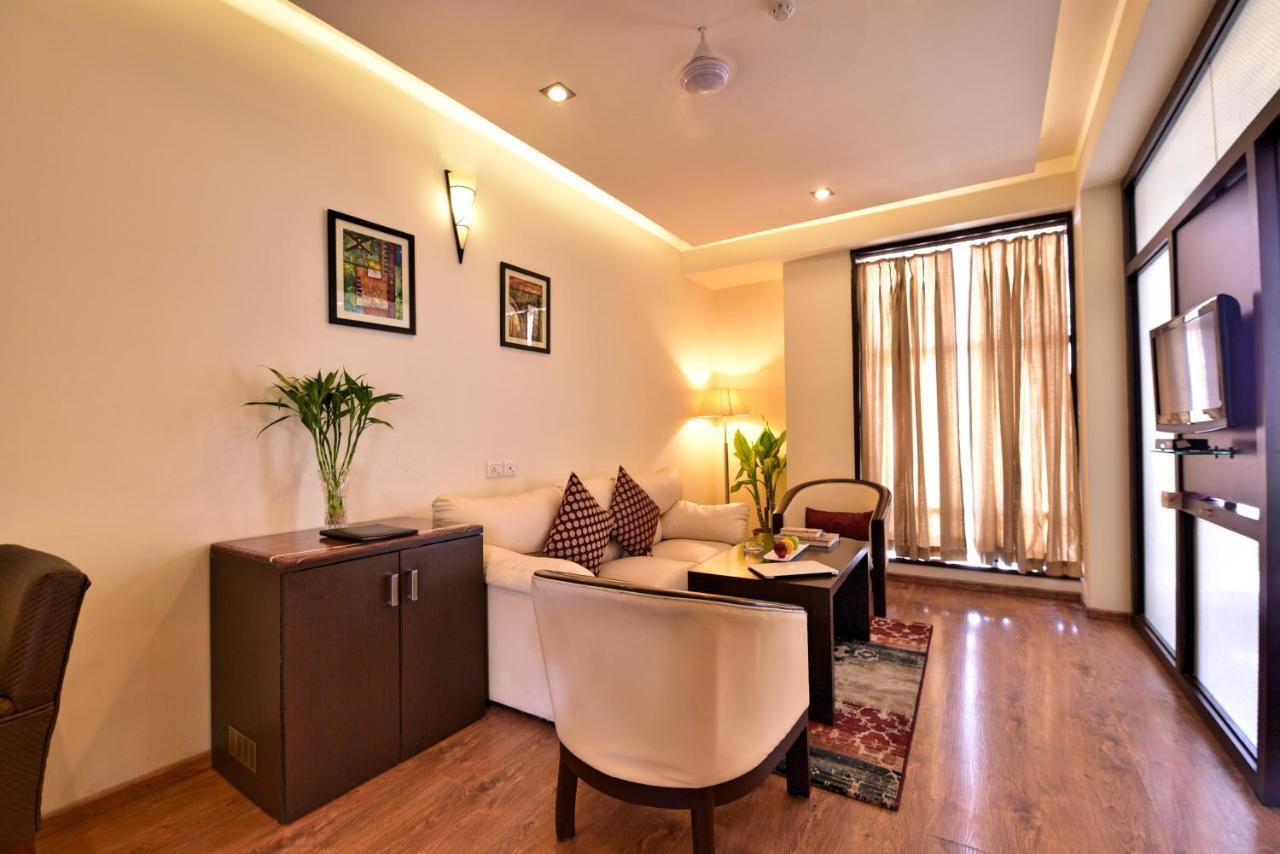 קוטה Hotel Surya Plaza מראה חיצוני תמונה