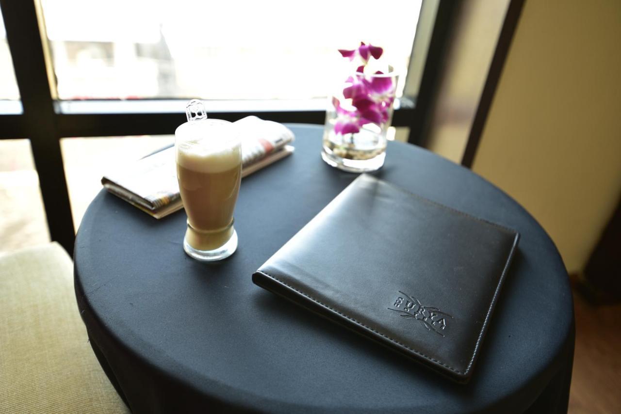 קוטה Hotel Surya Plaza מראה חיצוני תמונה