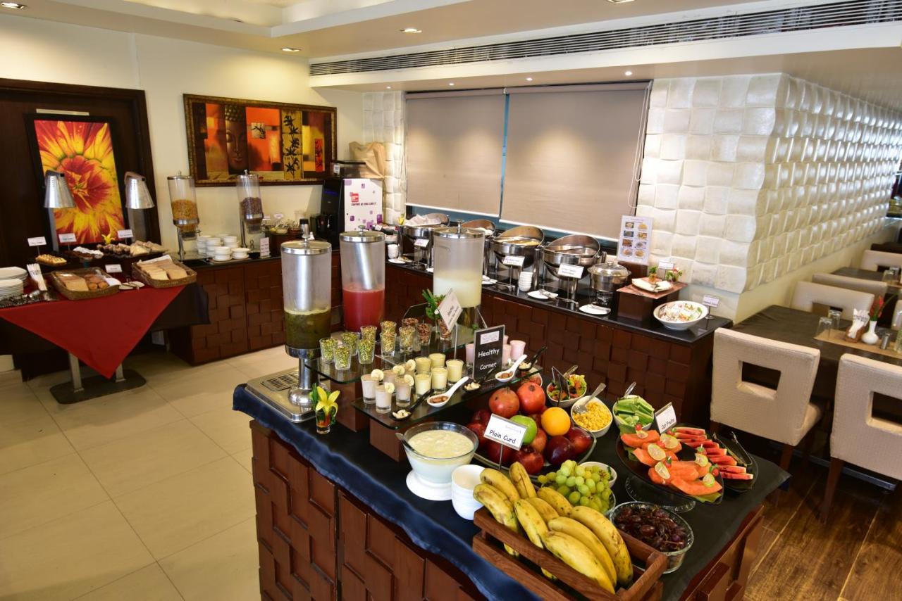 קוטה Hotel Surya Plaza מראה חיצוני תמונה